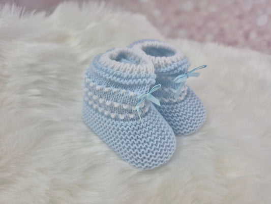 Newborn Stricksöckchen 11
