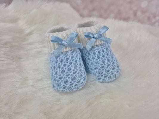 Newborn Stricksöckchen 13