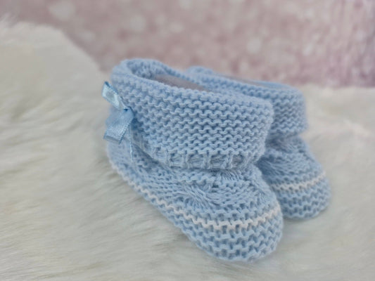 Newborn Stricksöckchen 2