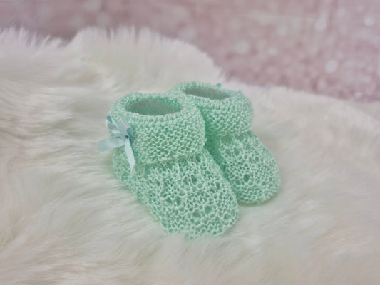 Newborn Stricksöckchen 23